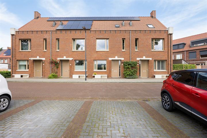 Bekijk foto 35 van Adelheidstraat 39