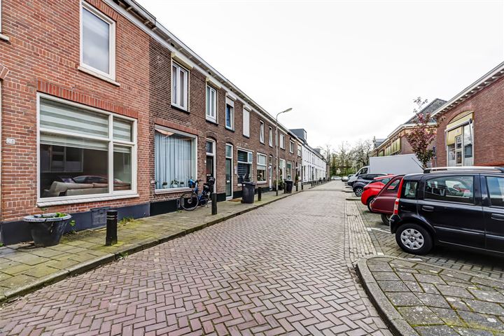 Bekijk foto 2 van Oosterstraat 34