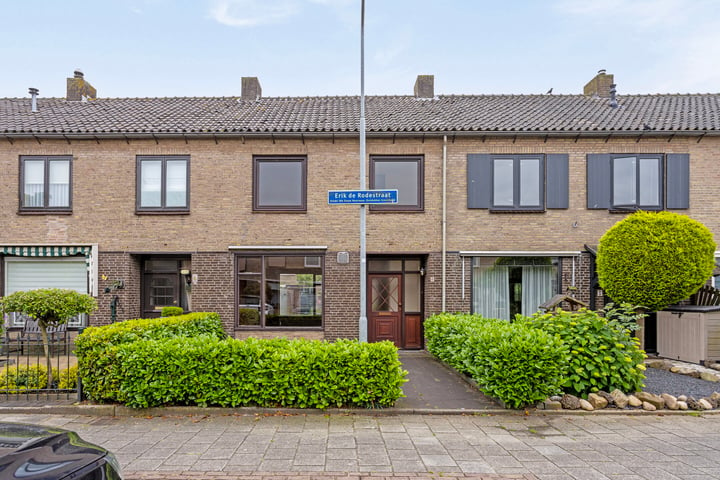 Bekijk foto 1 van Erik de Rodestraat 6