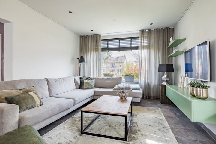 Foto 8 van Van Gaverenlaan 11