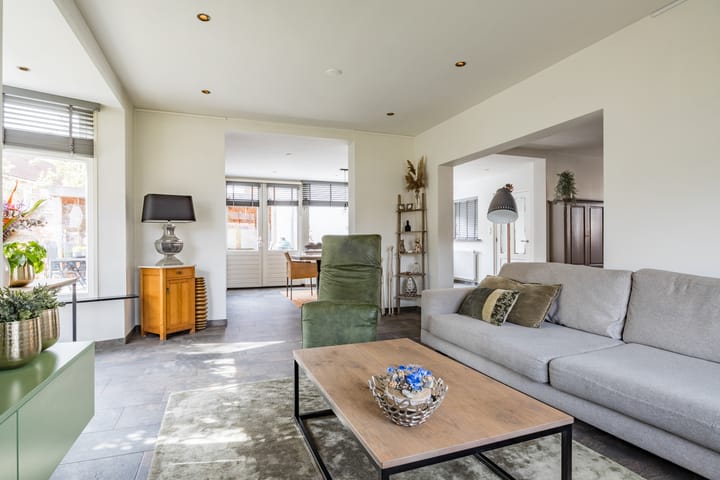 Foto 9 van Van Gaverenlaan 11