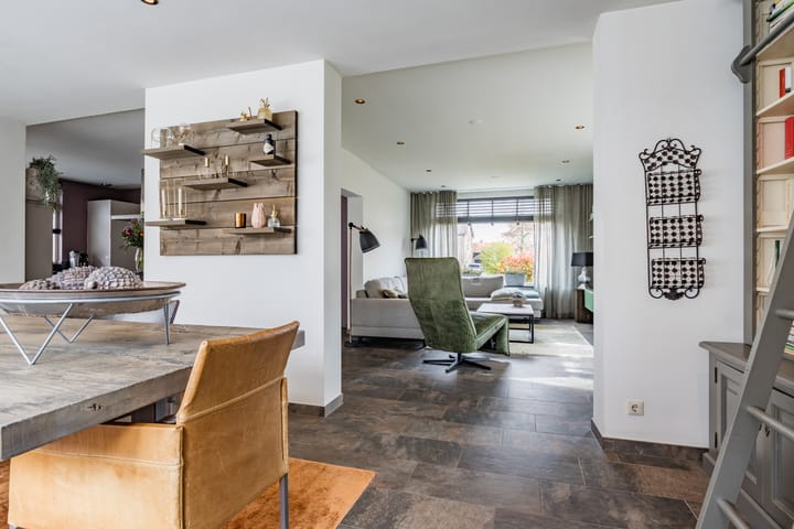 Foto 13 van Van Gaverenlaan 11