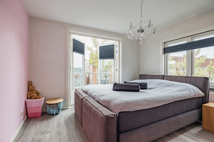 Foto 46 van Van Gaverenlaan 11