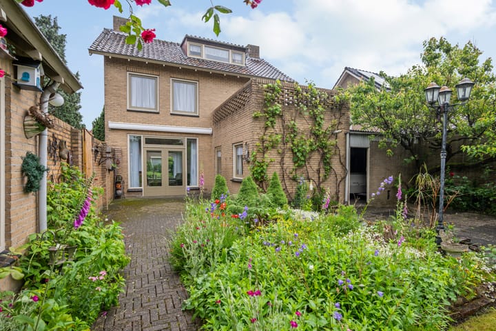 Foto 4 van Schoolstraat 6