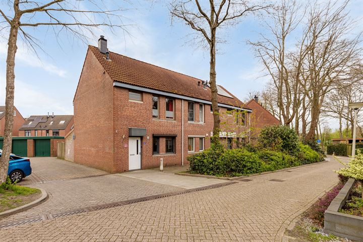 Bekijk foto 1 van Oostenrijkstraat 31