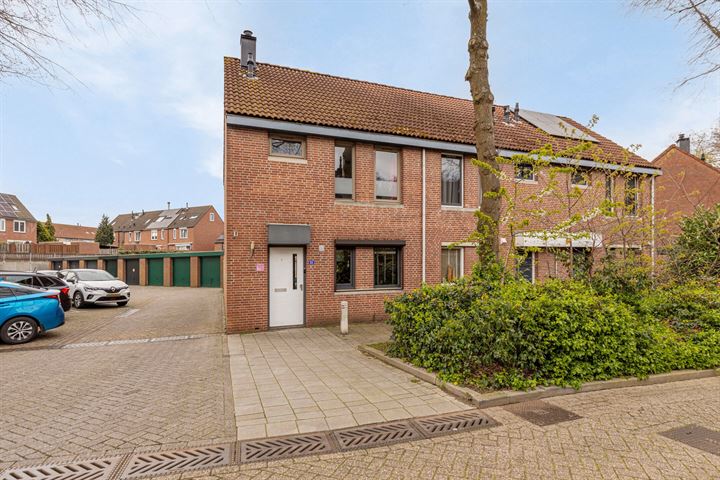 Bekijk foto 36 van Oostenrijkstraat 31