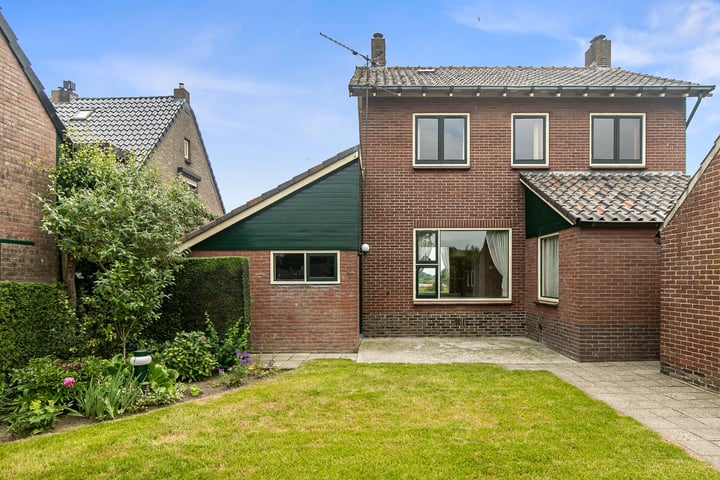 Bekijk foto 35 van Dorpsweg 106-A