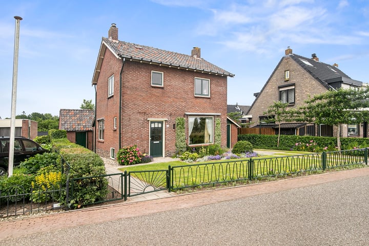 Bekijk foto 40 van Dorpsweg 106-A