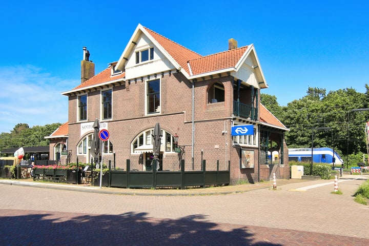 View photo 57 of Bloemendaalsestraatweg 3-B