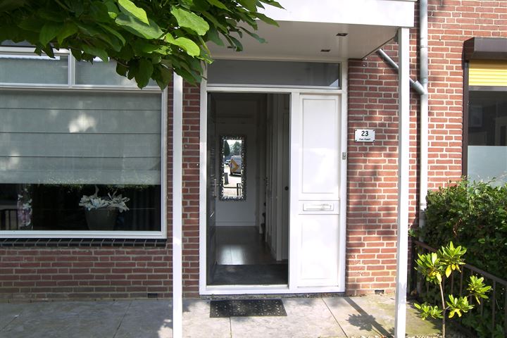 Bekijk foto 29 van Zwaluwstraat 23