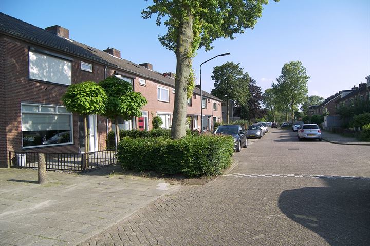 Bekijk foto 30 van Zwaluwstraat 23