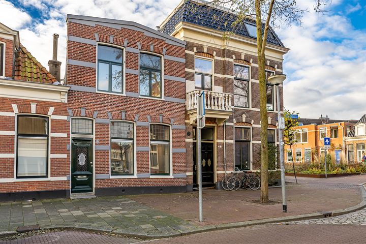 Bekijk foto 3 van Trompstraat 3