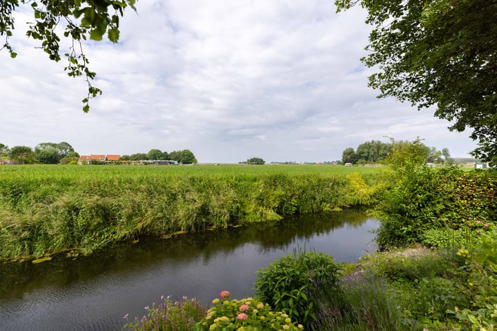 Bekijk foto 42 van Willem Hoogenboomstraat 9