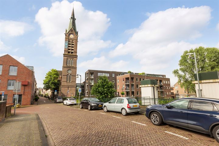 View photo 48 of Hoogstraat 4