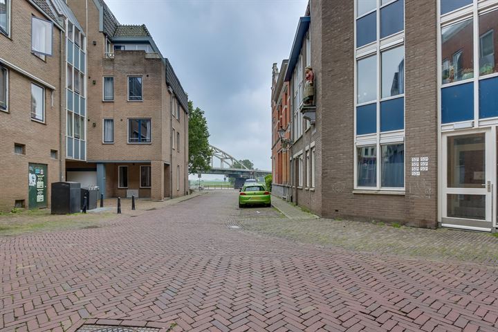 Bekijk foto 40 van Polstraat 69-F9