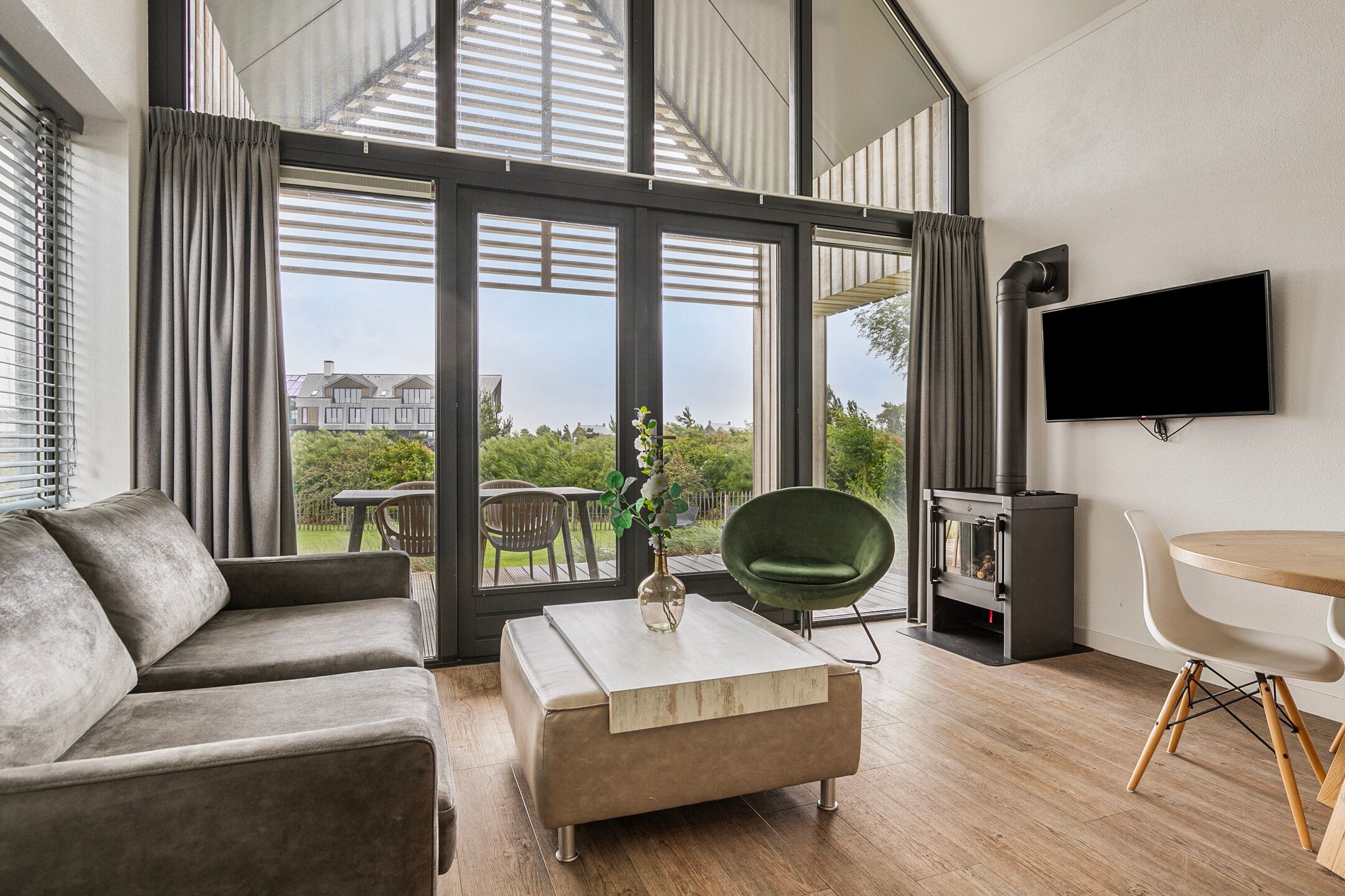 Photo 3 of Oesterdam 35