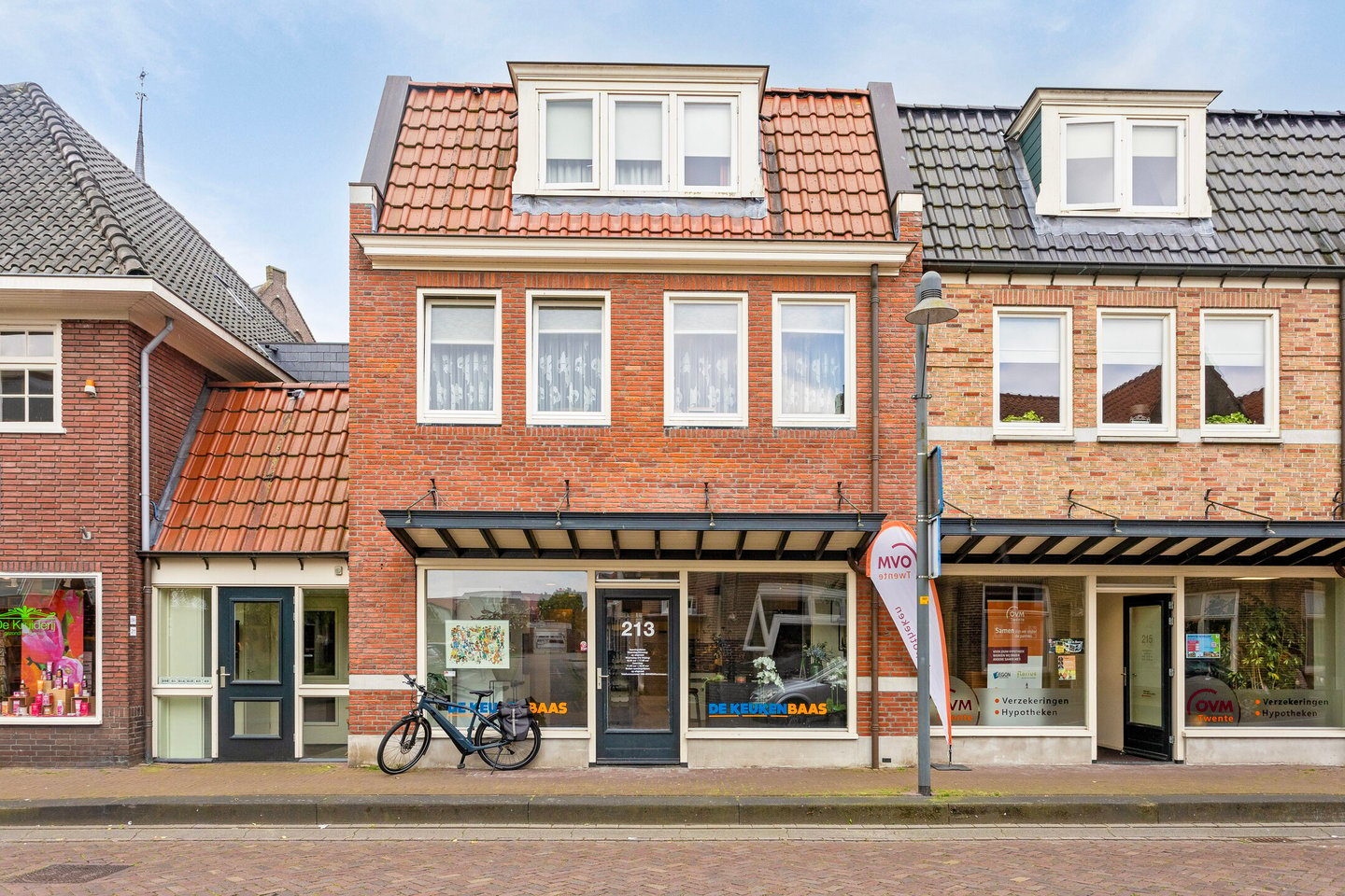 View photo 1 of Grotestraat 213