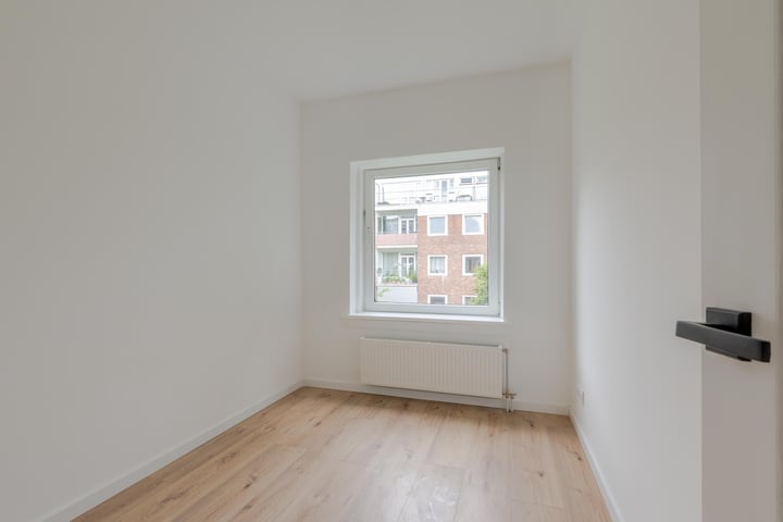 Bekijk foto 19 van Suiestraat 17-B