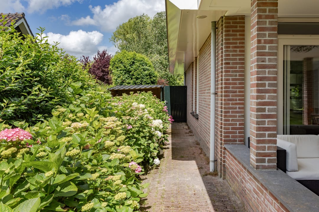 Photo 41 of Koewijzend 26-B