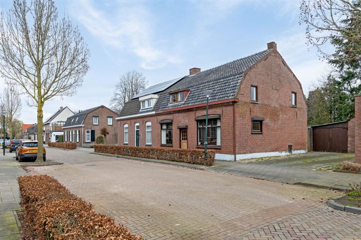 Bekijk foto 1 van Toon Bolsiusstraat 39