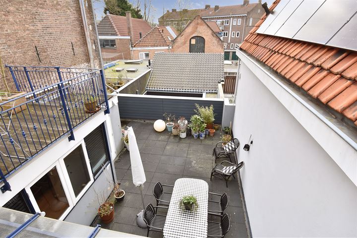 View photo 44 of Noordeinde 41