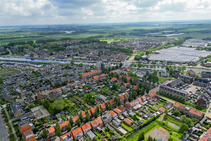 Bekijk foto 38 van Narcissenstraat 16