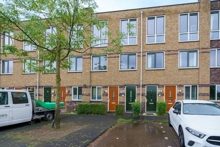 View photo 1 of Anubisstraat 98