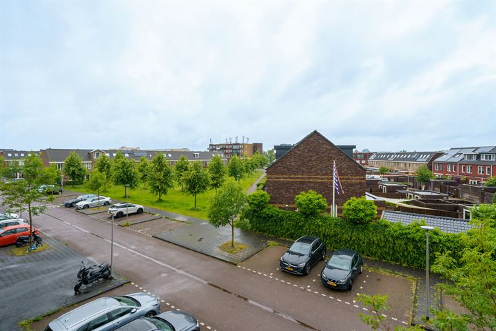 View photo 26 of Anubisstraat 98