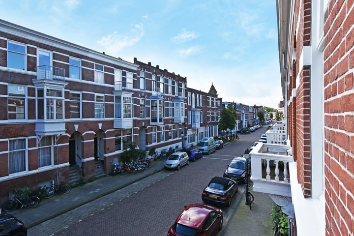 View photo 28 of Renbaanstraat 29