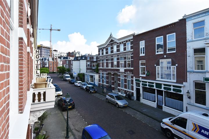 View photo 29 of Renbaanstraat 29