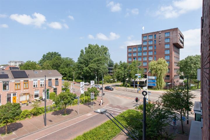 View photo 36 of De Genestetstraat 24