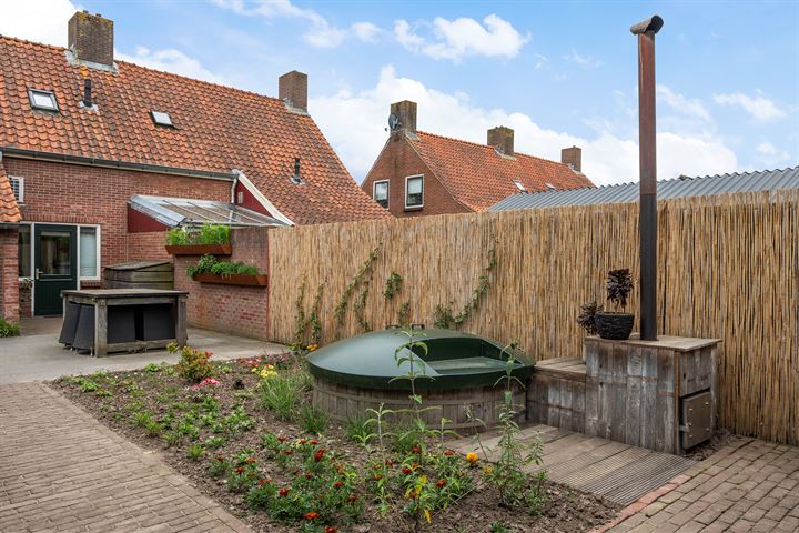 View photo 35 of Admiraal de Ruyterstraat 74