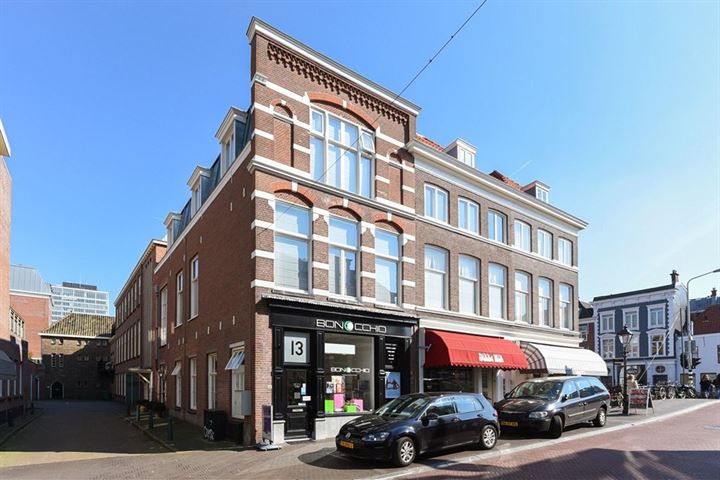 Bekijk foto 3 van Frederikstraat 15