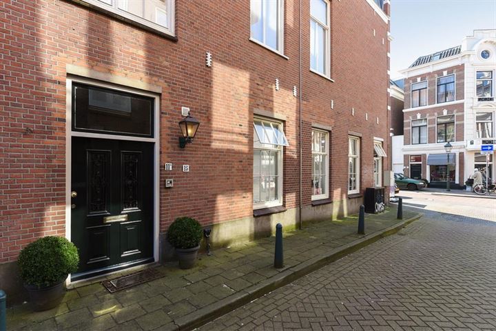 Bekijk foto 4 van Frederikstraat 15