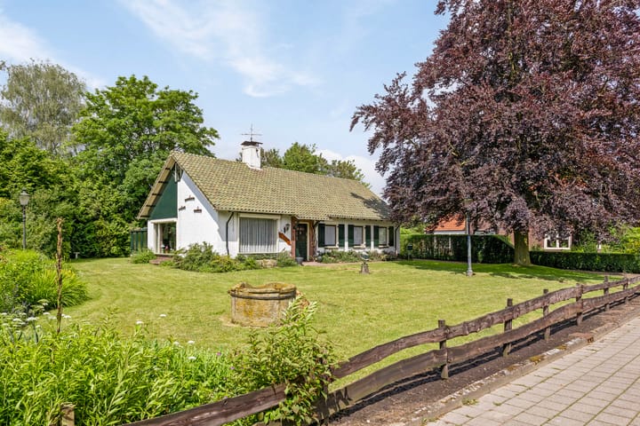 Foto 37 van Burgemeester Wilhelmweg 32