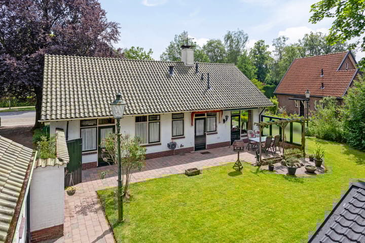 Foto 41 van Burgemeester Wilhelmweg 32