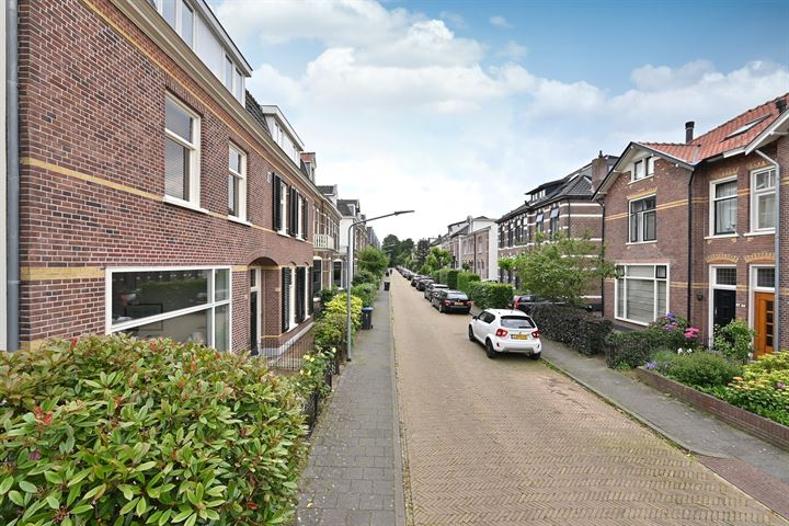 View photo 2 of J.H.B. Koekkoekstraat 5