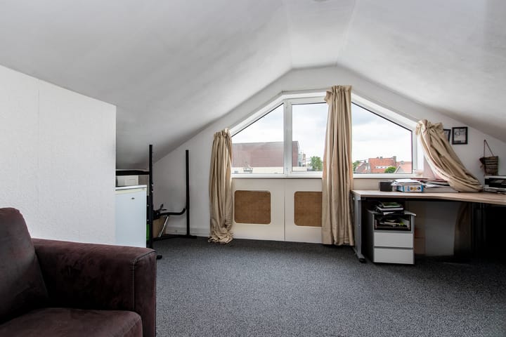 Foto 35 van Dommelstraat 2