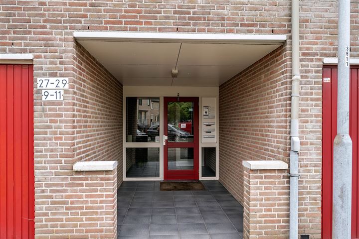 View photo 36 of Dokter Aletta Jacobsstraat 11