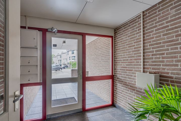 View photo 37 of Dokter Aletta Jacobsstraat 11