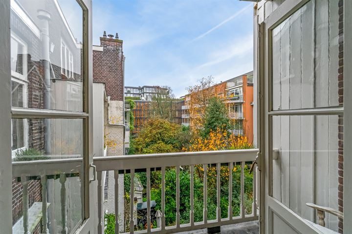 View photo 24 of Honthorststraat 52-2