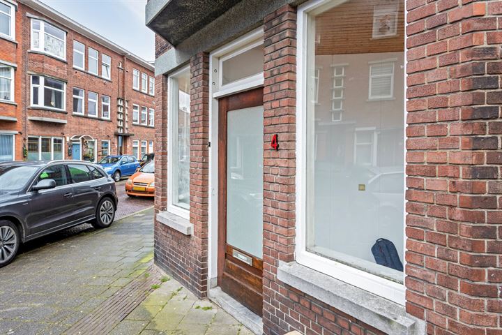 Bekijk foto 20 van Hoenderloostraat 4