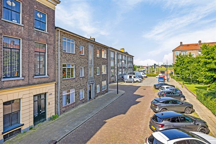 View photo 18 of Brugstraat 7-F