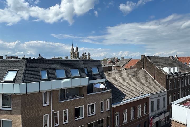 View photo 23 of Kruisherenstraat 313