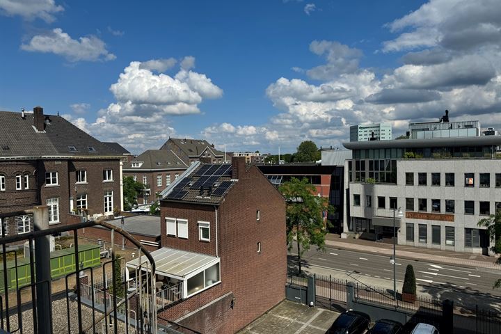 View photo 25 of Kruisherenstraat 313