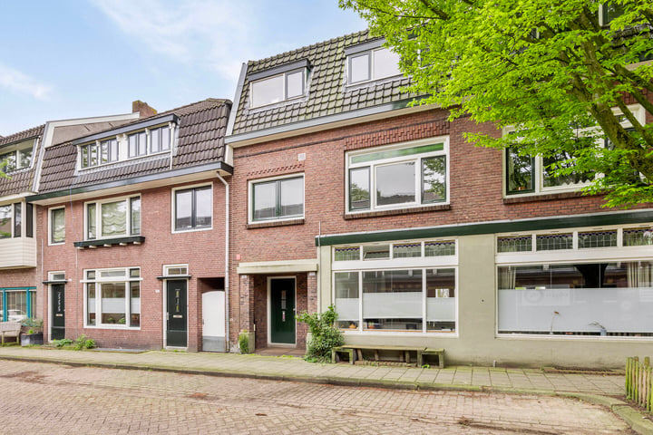 Bekijk foto 41 van Agnietenstraat 99