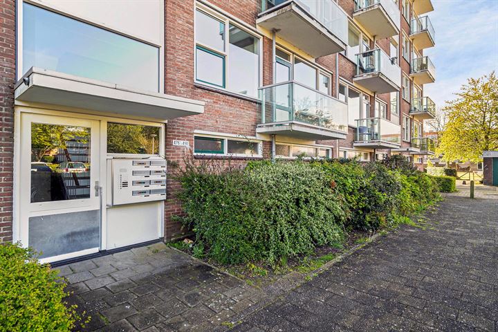 View photo 3 of Beethovenlaan 476