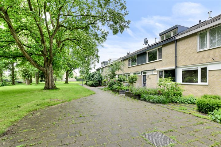 Bekijk foto 34 van Basielhof 57