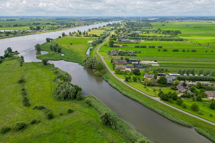 Bekijk foto 53 van Lekdijk west 34