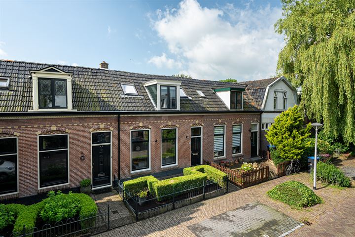 Bekijk foto 1 van Carel Fabritiusstraat 15